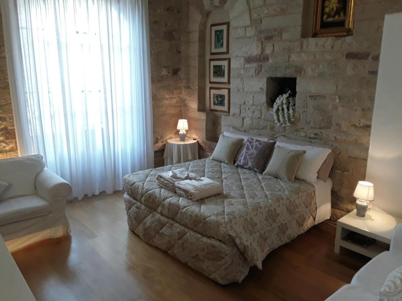Suite Asís Exterior foto